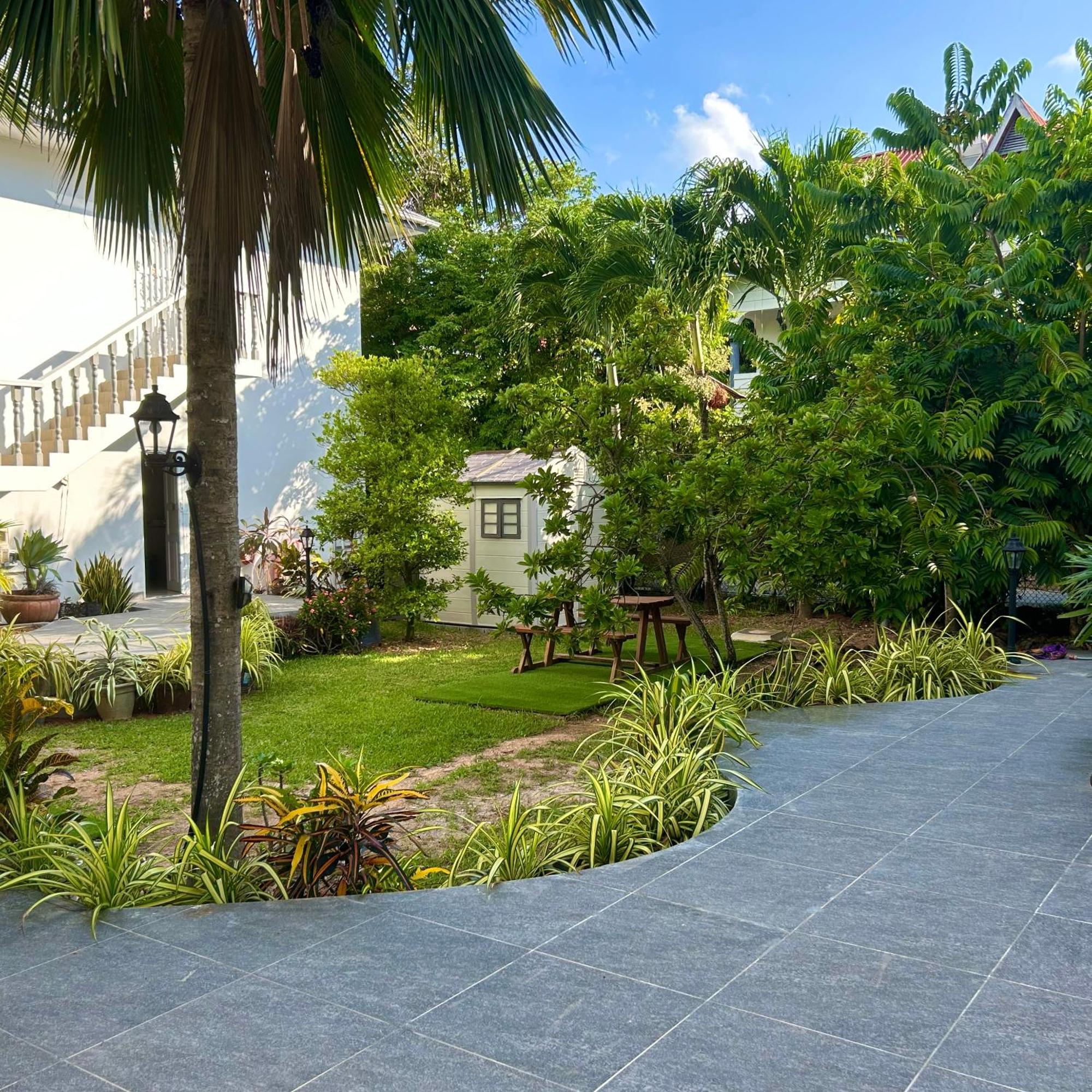 Casa Tara Villas Grand Anse  Exterior photo